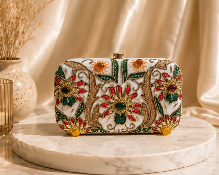 Volare Ivory Box Clutch