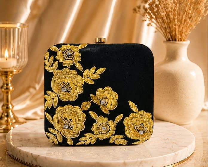 Rosa Nera Velvet Clutch
